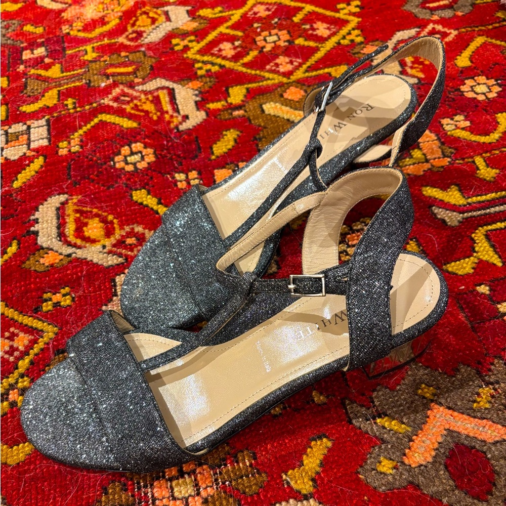 Ron White Gunmetal Silver Sparkly Block Heel Sandals - Size 9